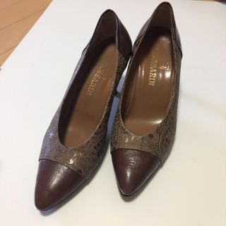 トラサルディ(Trussardi)のトラサルディ パンプス　中古品(ハイヒール/パンプス)