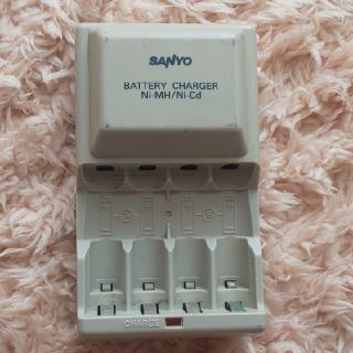 サンヨー(SANYO)のニッケル水素電池、カドニカ電池専用充電器  SANYO  NC-M38(その他)