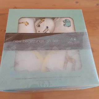 エイデンアンドアネイ(aden+anais)のAme様　専用　新品　new beginnings gift set(その他)