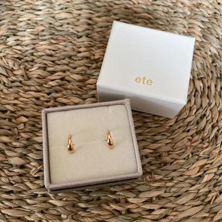 ete - 【6月末まで】ete フープピアス k10(クロスバーk18