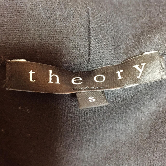 theory(セオリー)の超美品❤️theory ロングカーデ レディースのトップス(カーディガン)の商品写真