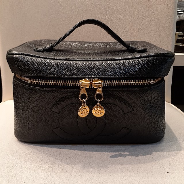 限定品】 CHANEL - レイ シャネル CHANEL バニティ キャビア 5番台