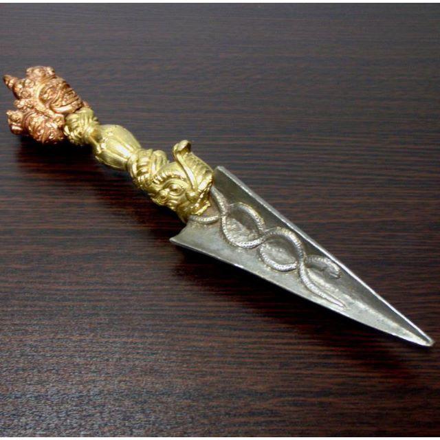 チベット密教法具 金剛杭 3面憤怒尊 プルパ キーラ 独鈷杵 27cm チベット密教法具 金剛杭 3面憤怒尊 プルパ キーラ 独鈷杵 27cm