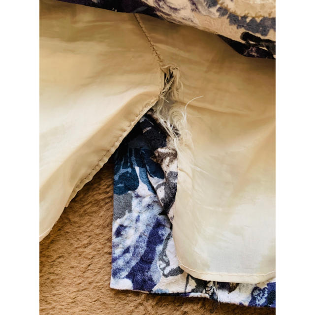 Crisp(クリスプ)のアンビエント  AMBIENT   フラワープリントタイトスカート レディースのスカート(ミニスカート)の商品写真