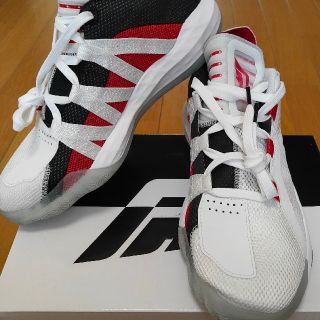 アディダス(adidas)のバッシュ dame6(バスケットボール)