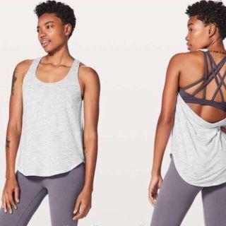 ルルレモン(lululemon)のFree To Be Serene Bra  タンクが一体　2 in 1 タンク(ヨガ)