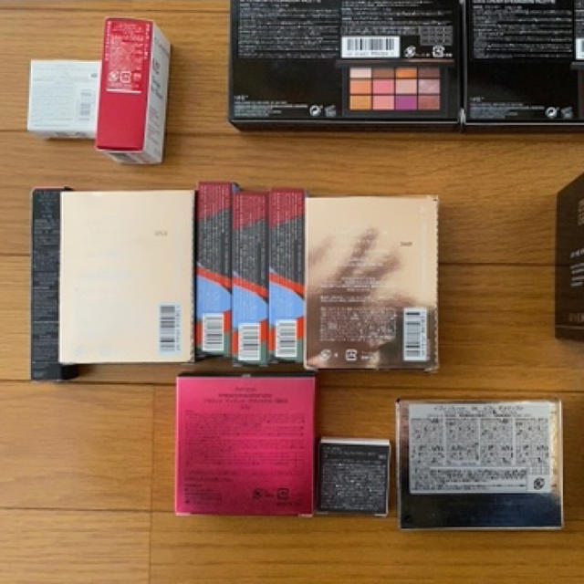 ディオール、ジルスチュアート、NARS、ジバンシイ、three、ルナソル