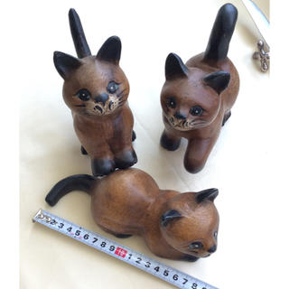 木彫り猫3体セット オブジェ猫 (置物)