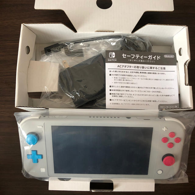 Nintendo ザシアン・ザマゼンタの通販 by にー's shop｜ラクマ Switch Lite 最安値格安