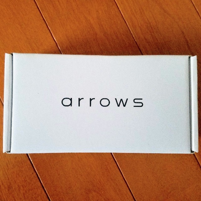 新品未開封 arrows M05 ブラックおサイフケータイ