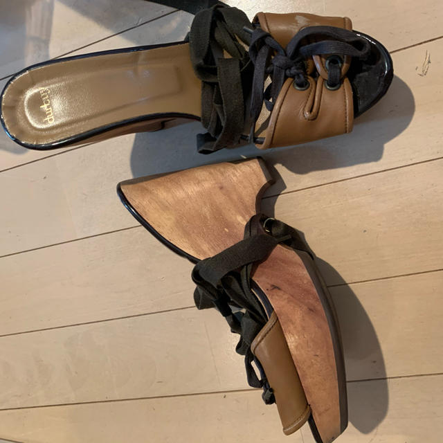 durbuy(デュルブイ)のdurbuy /brown／厚底サンダル レディースの靴/シューズ(サンダル)の商品写真
