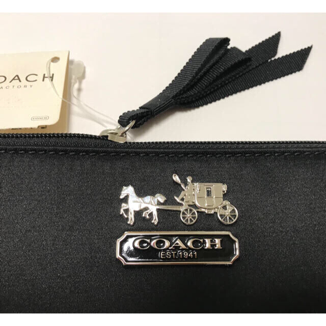 COACH(コーチ)のCOACH   レディース　ポーチ レディースのファッション小物(ポーチ)の商品写真