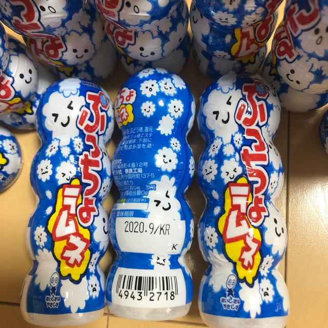 UHA味覚糖(ユーハミカクトウ)のぷっちょラムネ　10本 食品/飲料/酒の食品(菓子/デザート)の商品写真