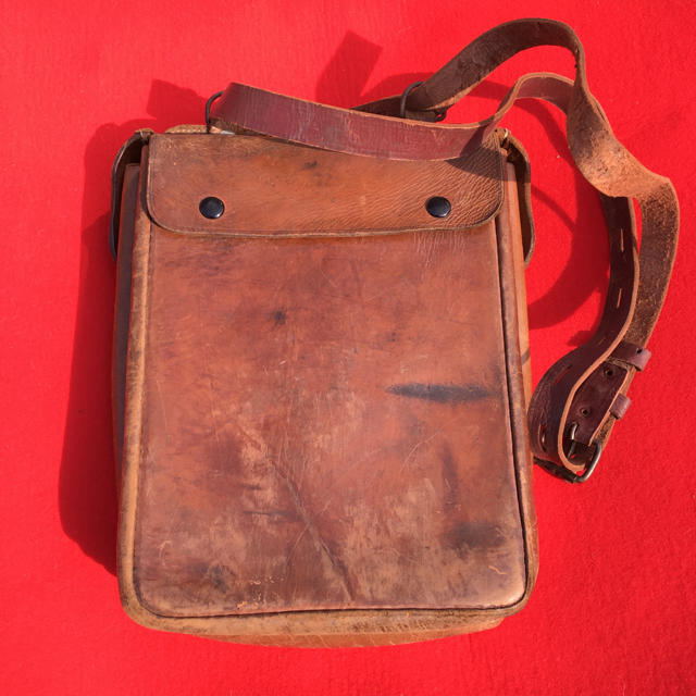 戦争資料　軍隊　戦前 戦中 日本軍 中尉　日本陸軍 革鞄　貴重品　アンティーク