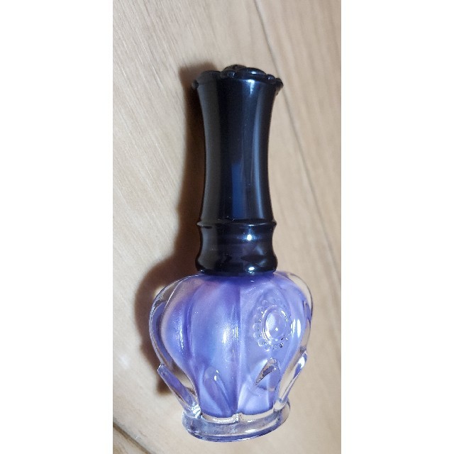 ANNA SUI(アナスイ)の☆つつ様専用☆ANNA SUI ネイルカラー A 1208   8ml コスメ/美容のネイル(マニキュア)の商品写真