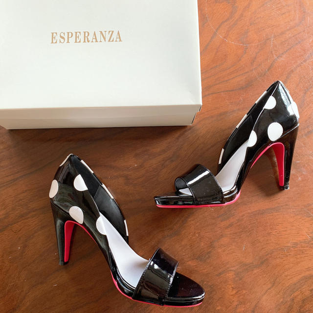 ESPERANZA(エスペランサ)のエスペランサ★新品未使用ドットパンプス（サンダル）24サイズ レディースの靴/シューズ(ハイヒール/パンプス)の商品写真