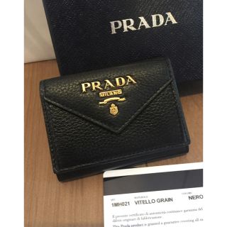 プラダ(PRADA)のPRADAプラダ☆ミニウォレット 三つ折り財布 NEROブラック黒(財布)