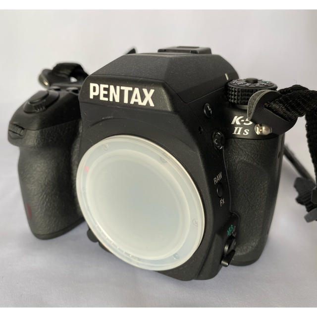 PENTAX(ペンタックス)のPENTAX K-5IIs ボディ ショット数1345回 スマホ/家電/カメラのカメラ(デジタル一眼)の商品写真
