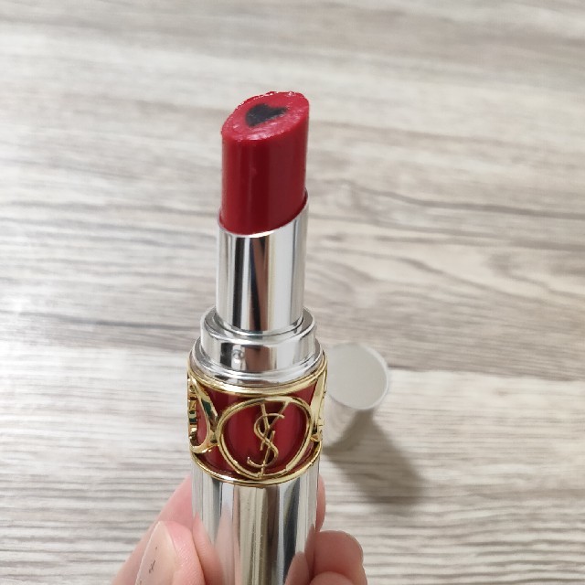 Yves Saint Laurent Beaute(イヴサンローランボーテ)のYves Saint Laurent コスメ/美容のベースメイク/化粧品(口紅)の商品写真