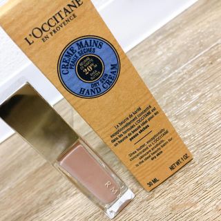 アールエムケー(RMK)のRMKネイルポリッシュ　02 フェミニンベージュ　L'OCCITANE セット(マニキュア)