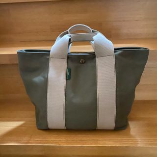 エルベシャプリエ(Herve Chapelier)のエルベシャプリエ Herve Chapelier  美品カーキ×ベージュ バッグ(トートバッグ)