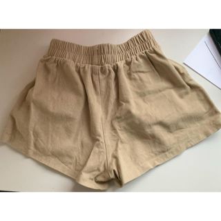 アナップ(ANAP)のフレアショートパンツ ベージュ (ショートパンツ)