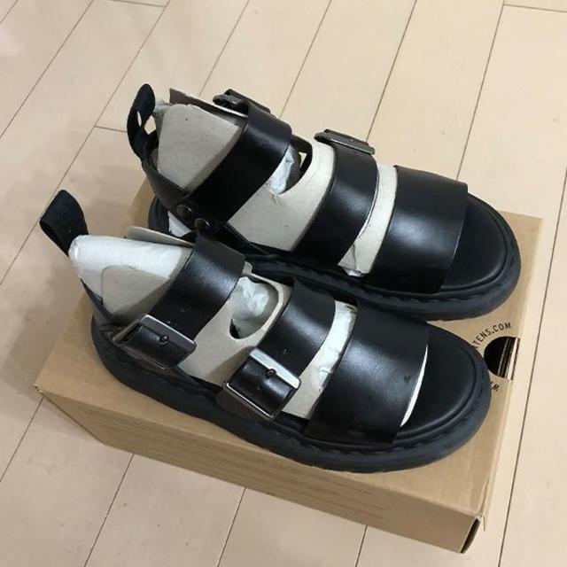 Dr.Martens(ドクターマーチン)のドクターマーチン サンダル グリフォン 黒 UK5 Dr.Martens 24 レディースの靴/シューズ(サンダル)の商品写真