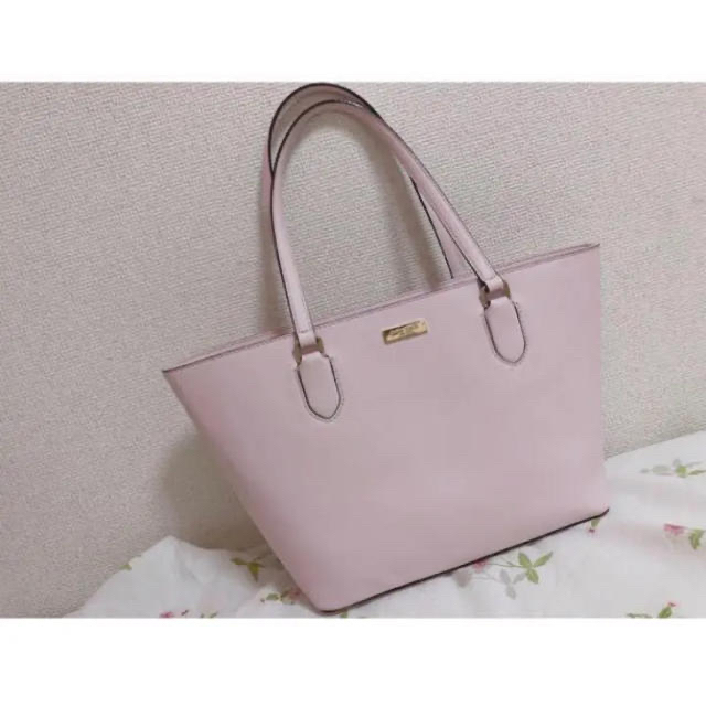 kate spade new york(ケイトスペードニューヨーク)のお値下げ♡【kate spade 薄ピンク　トートバッグ】 レディースのバッグ(トートバッグ)の商品写真