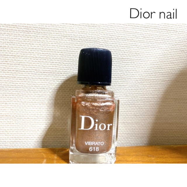 Dior(ディオール)の【残量9割】Dior限定ネイル❤︎618番 コスメ/美容のネイル(マニキュア)の商品写真