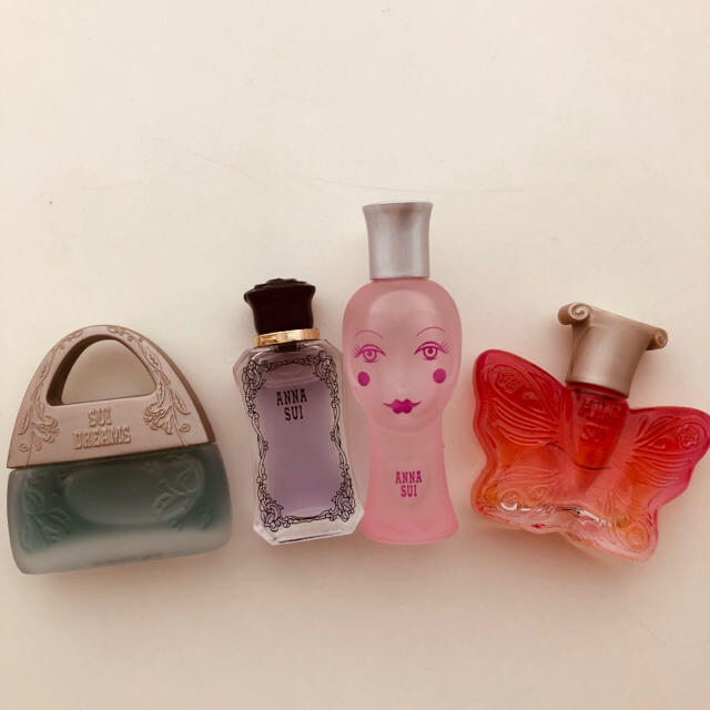 ANNA SUI(アナスイ)のANNA SUI（アナスイ）ミニ香水セット コスメ/美容の香水(香水(女性用))の商品写真