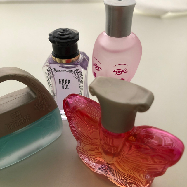 ANNA SUI(アナスイ)のANNA SUI（アナスイ）ミニ香水セット コスメ/美容の香水(香水(女性用))の商品写真