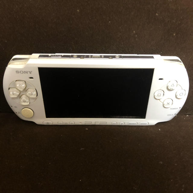 psp 3000 ホワイト　ジャンク エンタメ/ホビーのゲームソフト/ゲーム機本体(携帯用ゲーム機本体)の商品写真