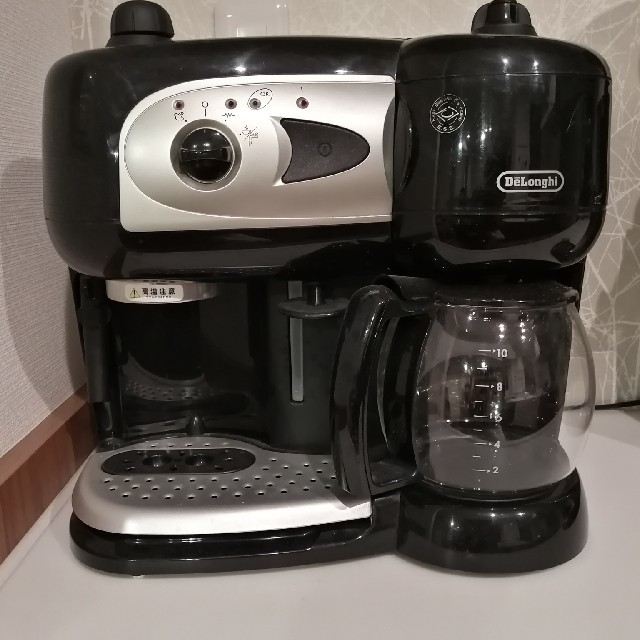 DeLonghi(デロンギ)のデロンギ　コーヒーメーカー スマホ/家電/カメラの調理家電(コーヒーメーカー)の商品写真