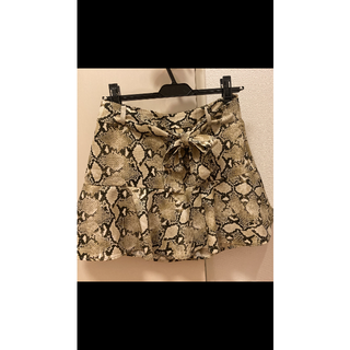 ザラ(ZARA)のZaraの豹柄スカート(超美品)(キュロット)