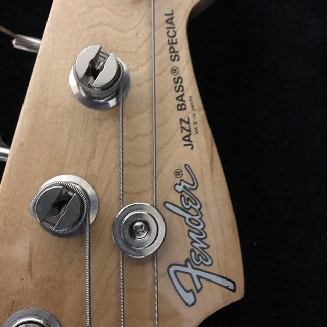 Fender(フェンダー)のFender JazzBass Special 改造済み　ハードケース付 楽器のベース(エレキベース)の商品写真