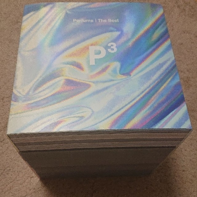 UNIVERSAL ENTERTAINMENT(ユニバーサルエンターテインメント)のPerfume The Best"P Cubed" エンタメ/ホビーのCD(ポップス/ロック(邦楽))の商品写真