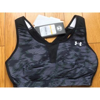 アンダーアーマー(UNDER ARMOUR)の未使用　タグ付き！　２つセットアンダーアーマー　ブラトップ(トレーニング用品)