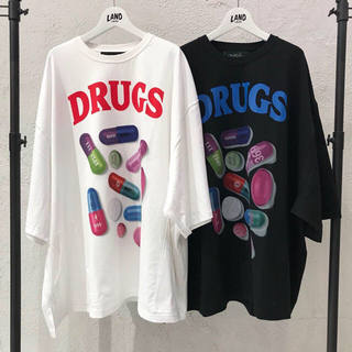 ミルクボーイ(MILKBOY)のmilkboy PILL BIG TEE DRUGS+SAINTS TEE(Tシャツ(半袖/袖なし))