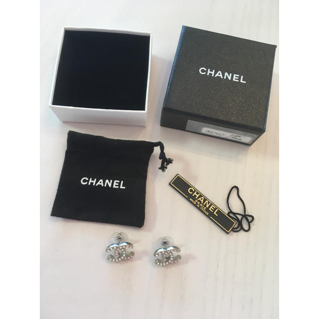 CHANEL   美品　　CCマークピアス 1