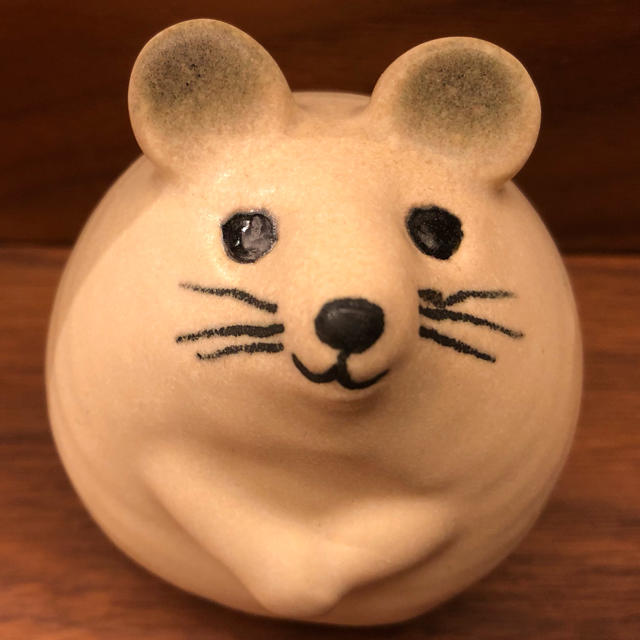 消費税無し リサラーソン ホワイト×ピンクのねずみ ecousarecycling.com 消費税無し リサラーソン ホワイト×ピンクのねずみ ecousarecycling.com