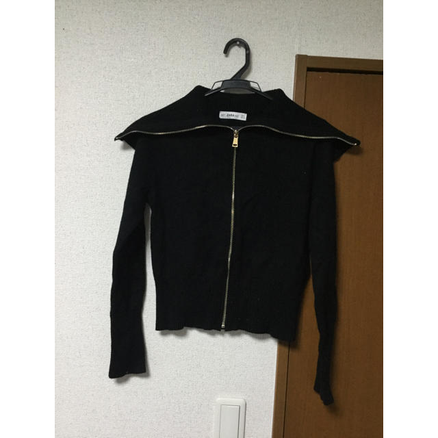 ZARA(ザラ)のZARA ザラ ブラック パーカー カーディガン ジッパー レディースのトップス(パーカー)の商品写真