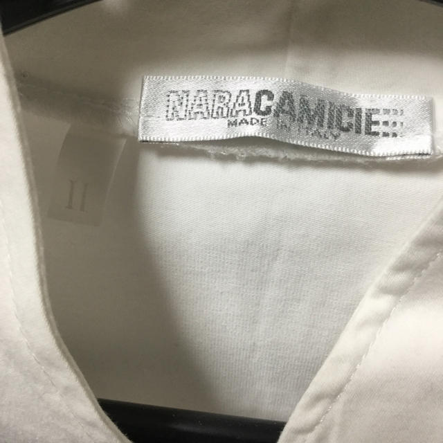NARACAMICIE(ナラカミーチェ)のナラカミーチェ シャツブラウス サイズ2 ホワイト 花柄 レディースのトップス(シャツ/ブラウス(長袖/七分))の商品写真