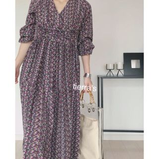 ザラ(ZARA)のimport❁︎小花柄 大人可愛い ロング レースアップ ワンピース(ロングワンピース/マキシワンピース)