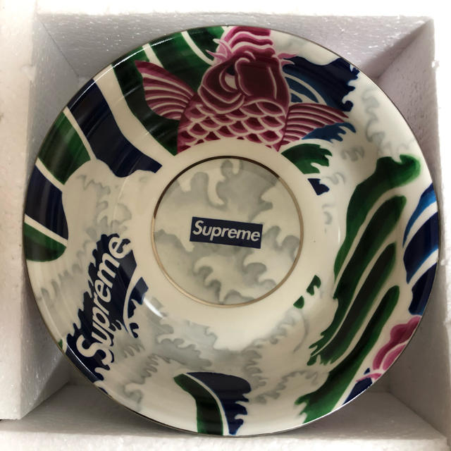 Supreme Waves Ceramic Bowlインテリア/住まい/日用品