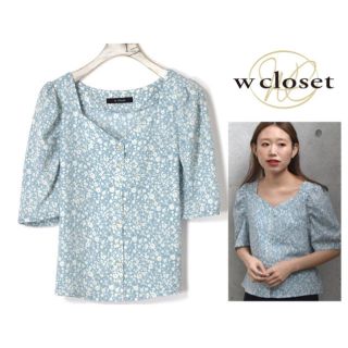 ダブルクローゼット(w closet)の花柄ブラウス(シャツ/ブラウス(半袖/袖なし))