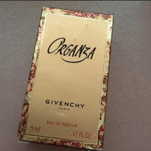 GIVENCHY(ジバンシィ)のORGANZA GIVENCHY 香水 コスメ/美容の香水(香水(女性用))の商品写真