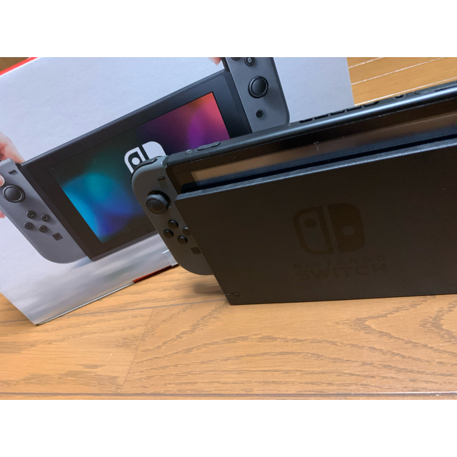 Nintendo Switch 本体 JOY-CON グレー 1