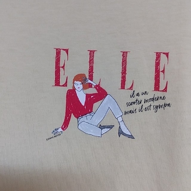 GU(ジーユー)の【新品未使用タグ付き】GU×ELLE コラボ　Tシャツ　イエロー　Lサイズ レディースのトップス(Tシャツ(半袖/袖なし))の商品写真