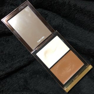 トムフォード(TOM FORD)のトムフォード♡シェイドアンドイルミネイト　01(フェイスカラー)