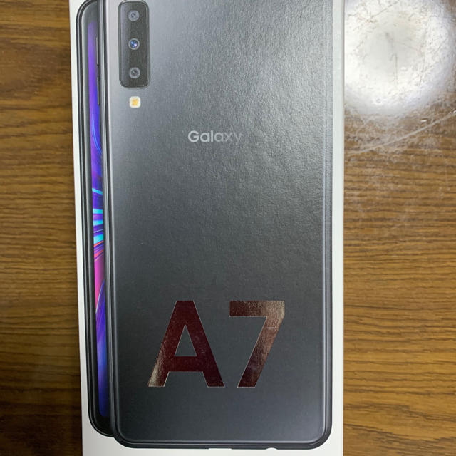 Galaxy A7 ブラック 64 GB SIMフリー